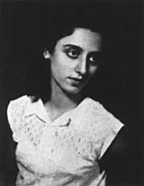 Fairuz04 ليس للذاكرة من درب للغياب.