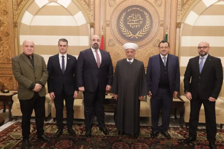 IMG-20260202-WA1320-768x512-1 هاني شيت في زيارة وديّة لسماحة المفتي "دريان ".