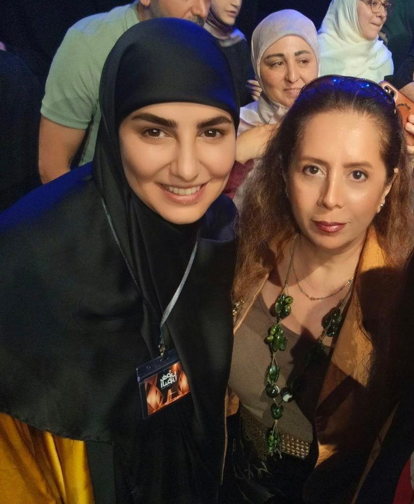 IMG-20261025-WA00021-842x1024 مرثية النور على خشبة مسرح المدينة قطب العاصمة -اللبنانيّة- التي يأمّها الجميع.